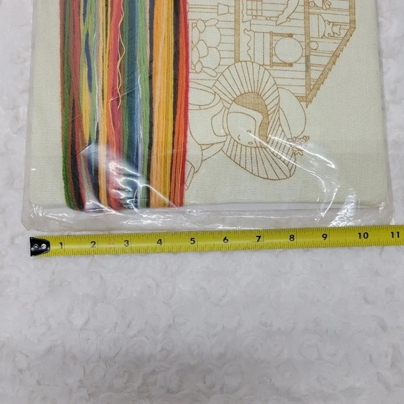 🌴3/$15🌴Sunset Stitchery Crewel Kit 2611 Childhood Treasures Girl 70 Kitsch - Picture 9 of 9